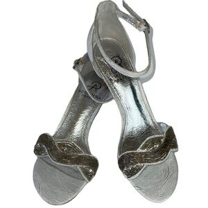 Adrianna Papell Aerin Silver Wave Heels